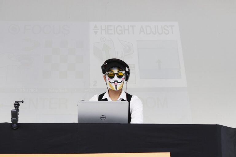 g1d3d09804b0b59bc1a43a7e33f263a15304314d5422dfb243b92e4dd66d451a2db33eab44c35c23684cf6275ef8369c1b7fcbc80da0c8f557a527e126b051ff8_1280